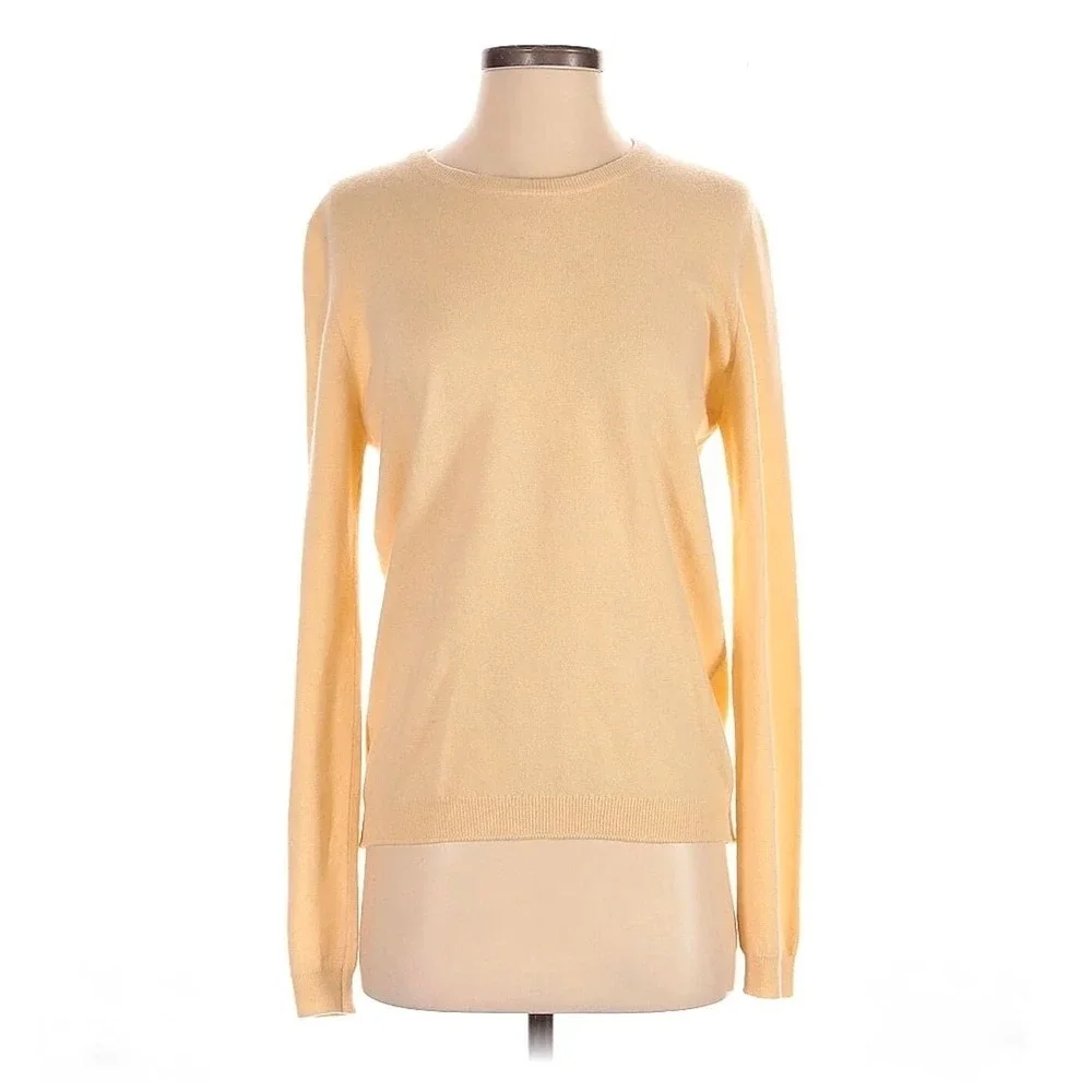 CHANEL Butter Yellow Cashmere Crewneck Sweater Old Money Minimalist XS S
